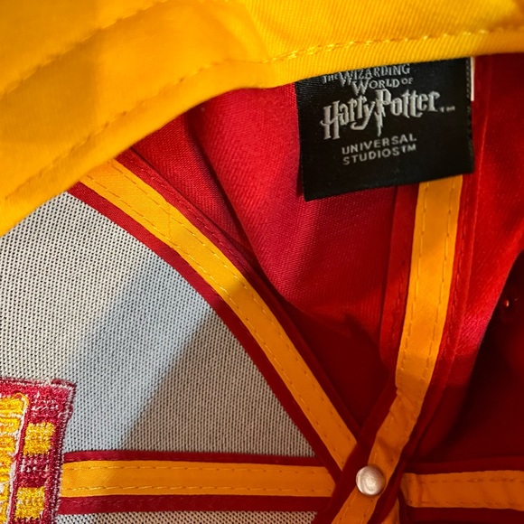 Harry Potter Gryffindor baseball hat cap with adjustable back - Picture 7 of 7